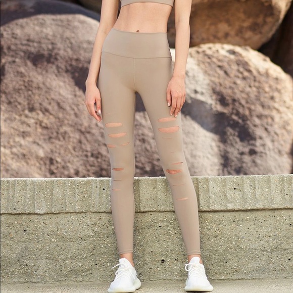 ALO Yoga Pants - ALO Yoga Ripped Warrior high waist workout leggings Gravel size XS like new!